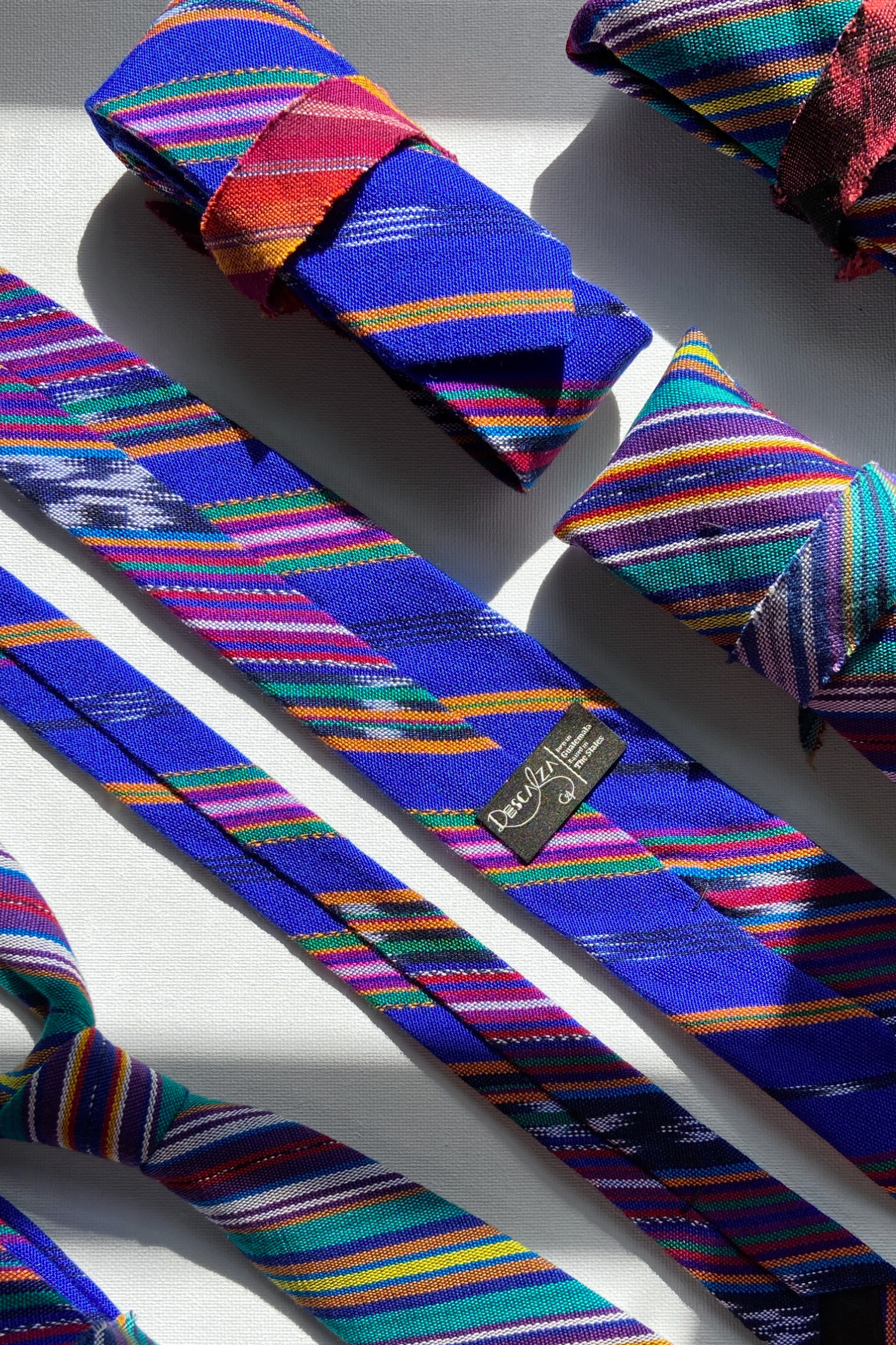 The Colorful Vivo Tie